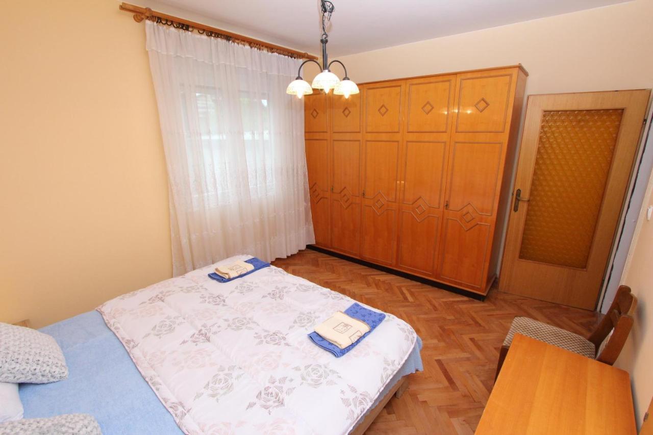 Apartment Oto Pula Eksteriør billede